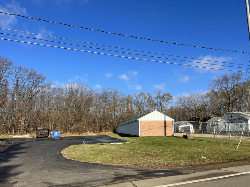 Gem Motel - Nov 25 2022 (newer photo)